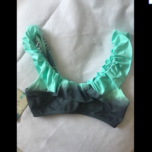 NEW Maaji Minty Ombre Ruffle‎ Reversible Bikini Top [SZ Large ] - Picture 3 of 6
